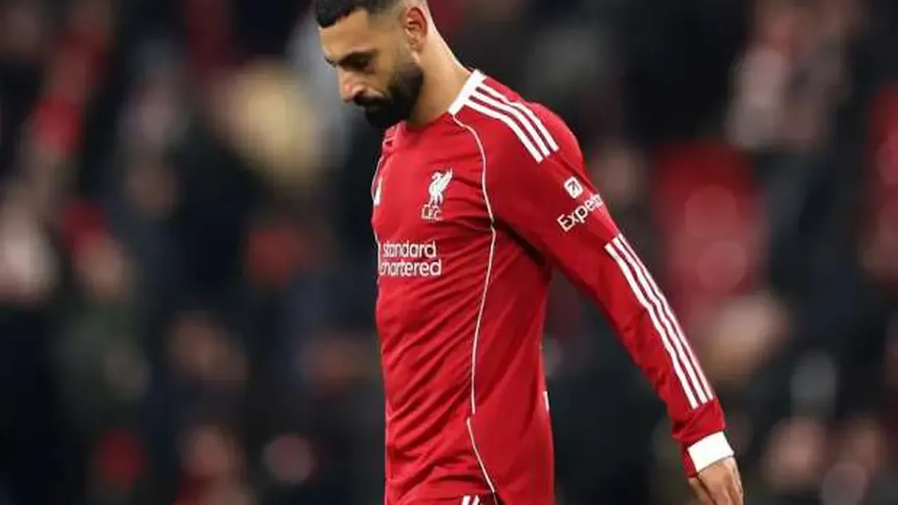 محمد صلاح يواجه قرار ليفربول النهائي مع تحديد شرط رحيله المحتمل عن النادي